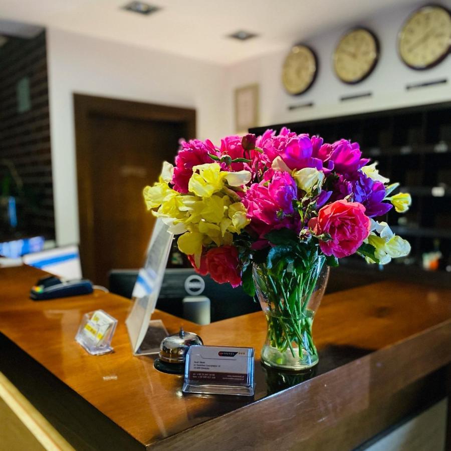 Hotel Olecki ออชเวียนชิม ภายนอก รูปภาพ