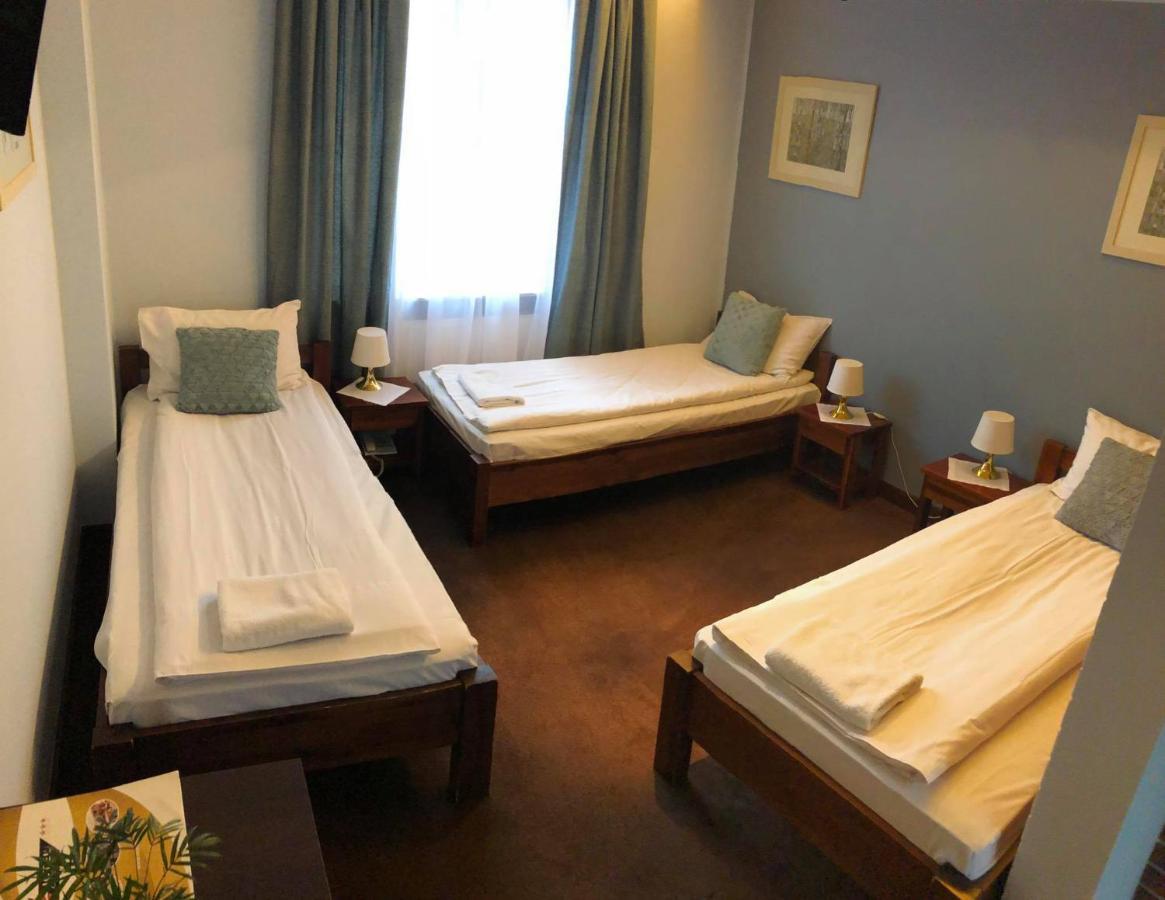 Hotel Olecki ออชเวียนชิม ภายนอก รูปภาพ
